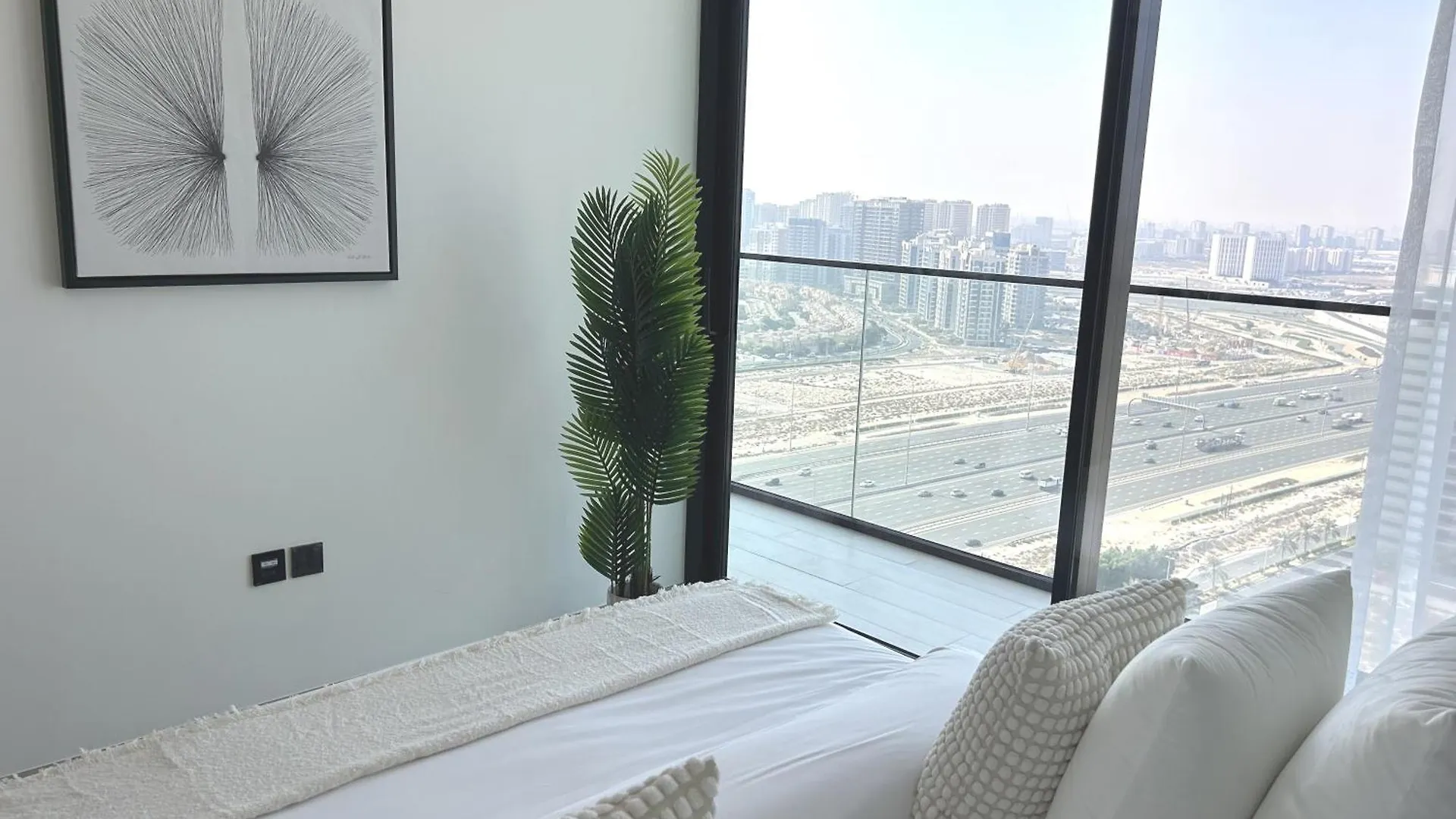 Brand New 1-Bhk In Jvc - Huge Balcony - Fully Eqpt Apartment Dubai