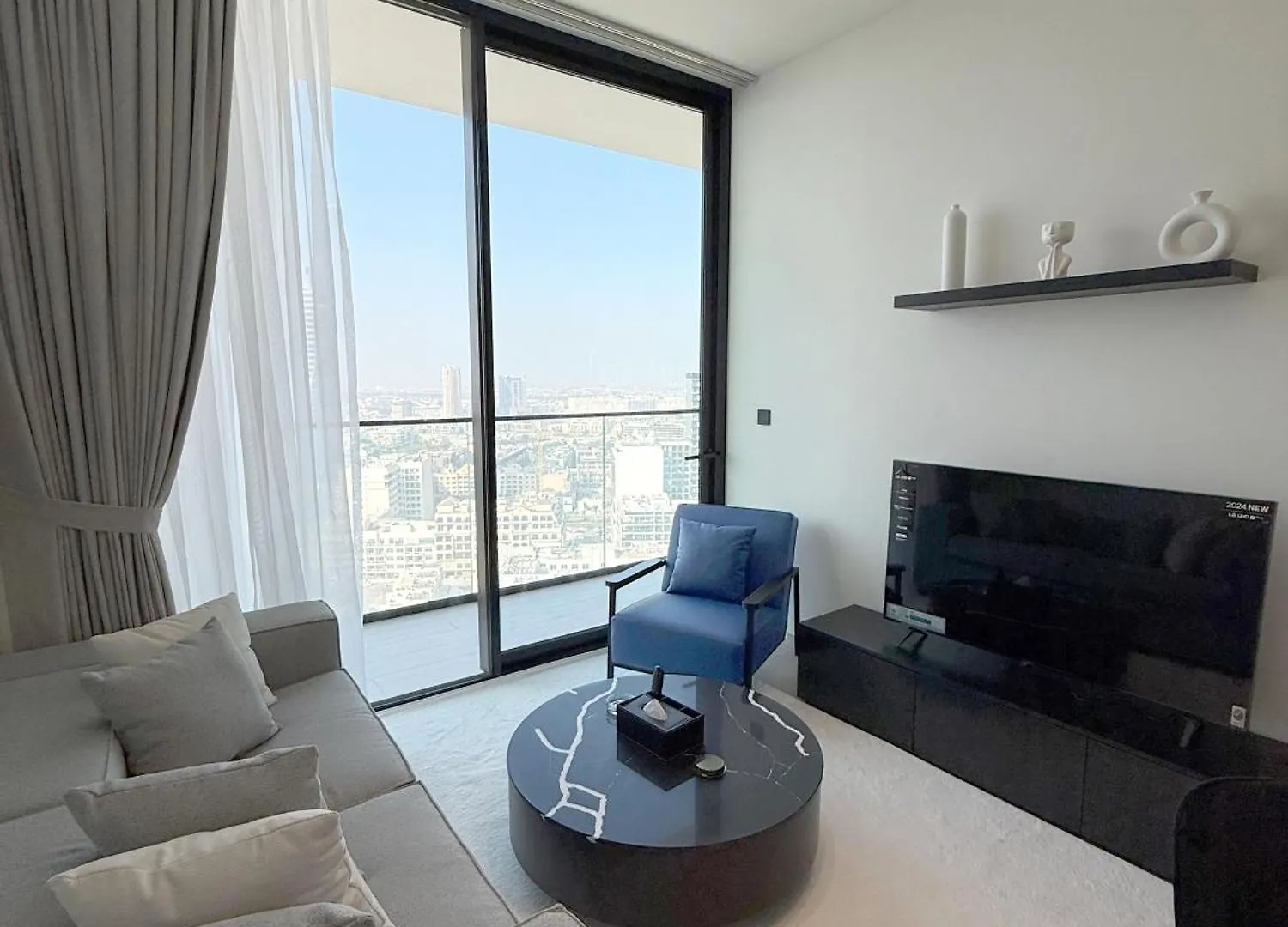 Brand New 1-Bhk In Jvc - Huge Balcony - Fully Eqpt Apartment Dubai