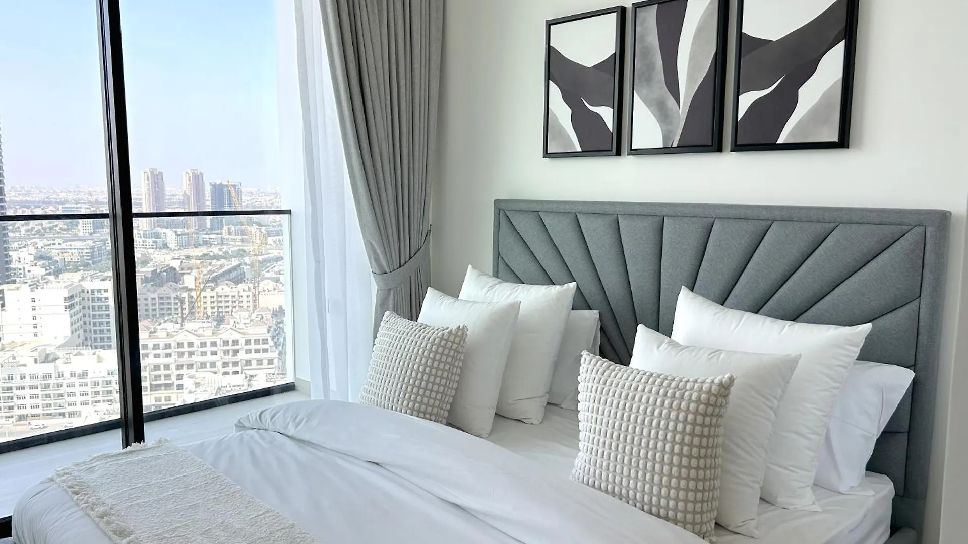 Brand New 1-Bhk In Jvc - Huge Balcony - Fully Eqpt Apartment Dubai
